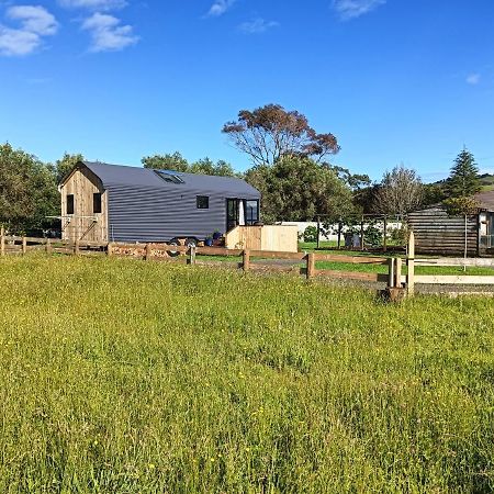 The Hut 56 Villa Whitianga Bagian luar foto