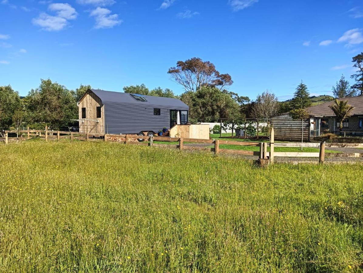 The Hut 56 Villa Whitianga Bagian luar foto